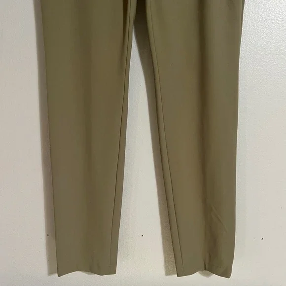 Theory Men's Zaine Pant in Precision Ponte
Size 36 - Picture 6 of 10